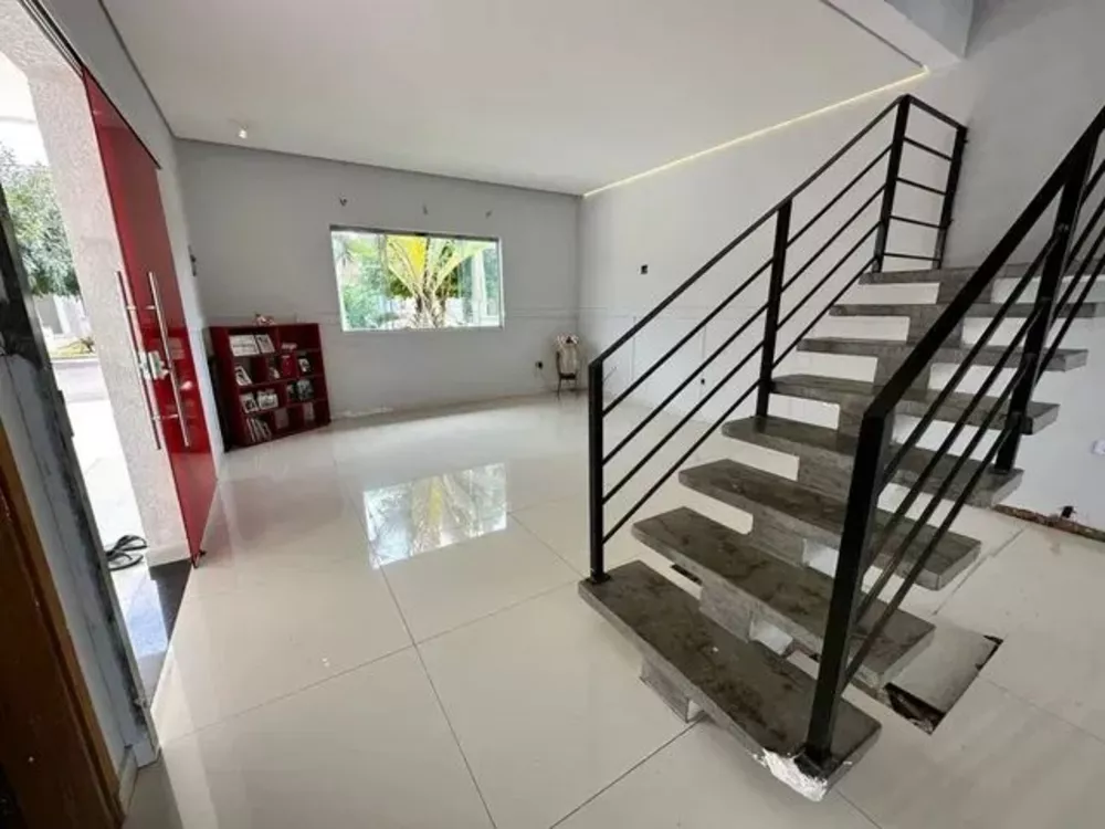 Casa de Condomínio à venda com 3 quartos, 240m² - Foto 5