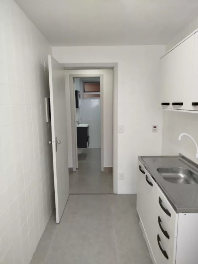 Apartamento à venda com 1 quarto, 41m² - Foto 1