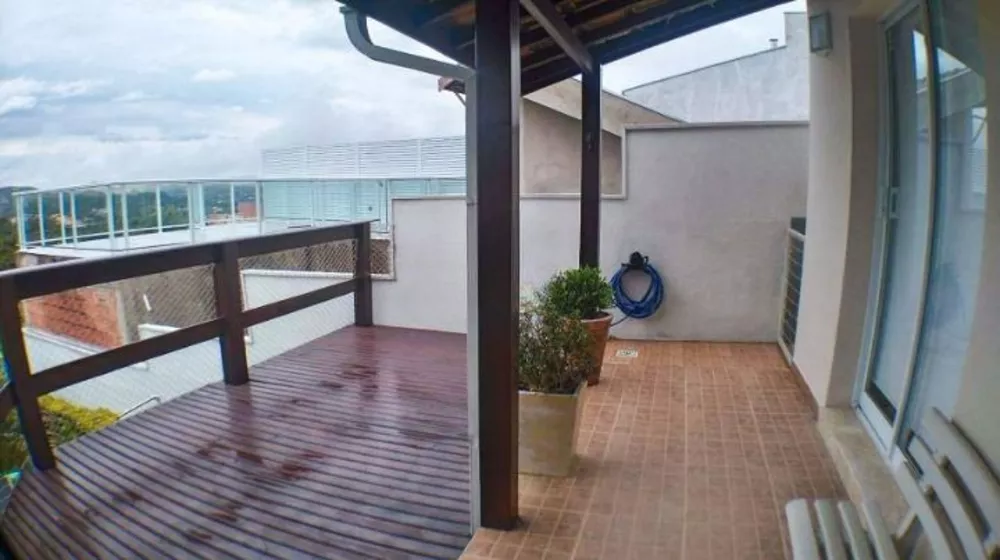 Casa de Condomínio à venda e aluguel com 4 quartos, 279m² - Foto 2