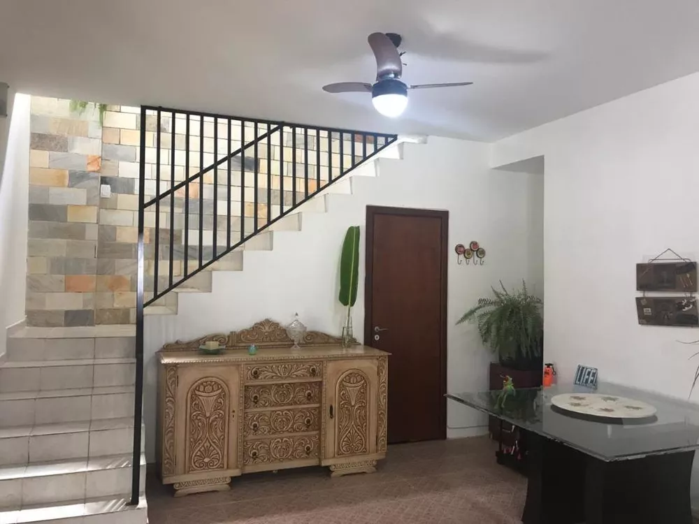 Casa de Condomínio à venda com 3 quartos, 320m² - Foto 5