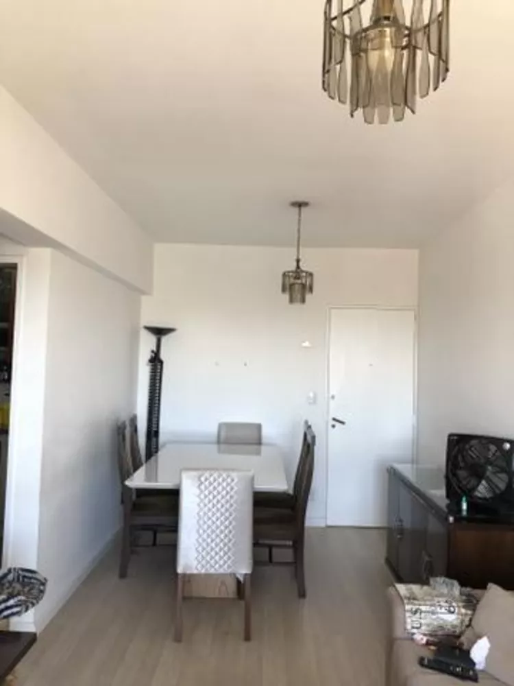 Apartamento à venda com 2 quartos, 76m² - Foto 1