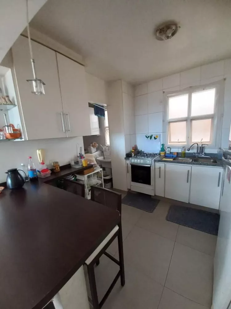 Apartamento à venda com 3 quartos, 98m² - Foto 4