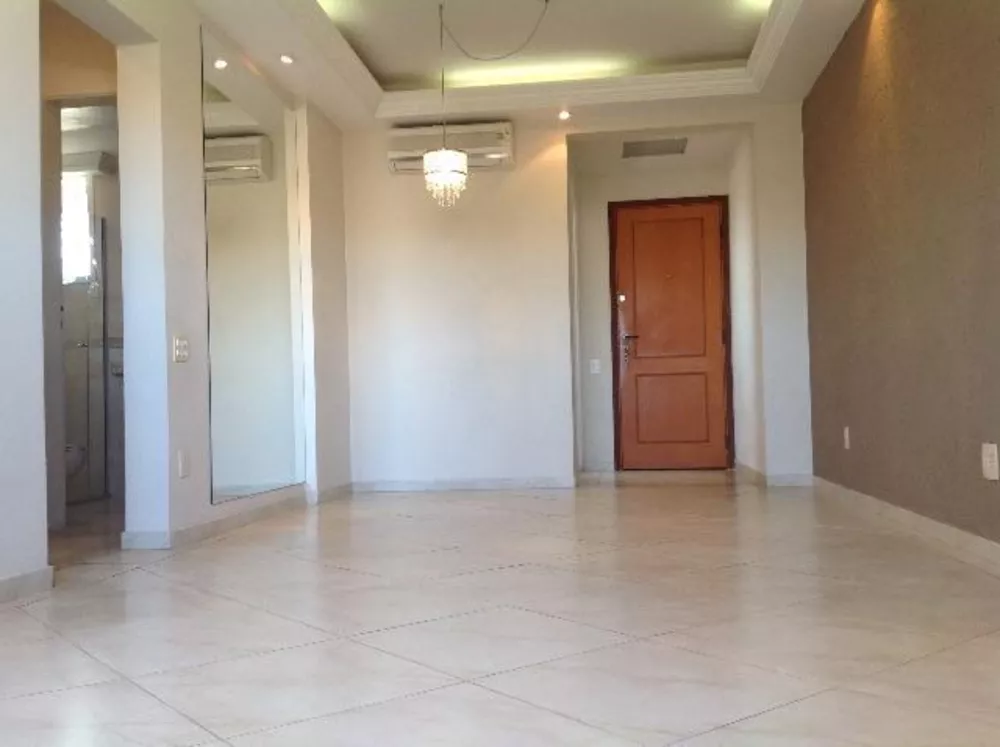 Apartamento à venda com 2 quartos, 70m² - Foto 1