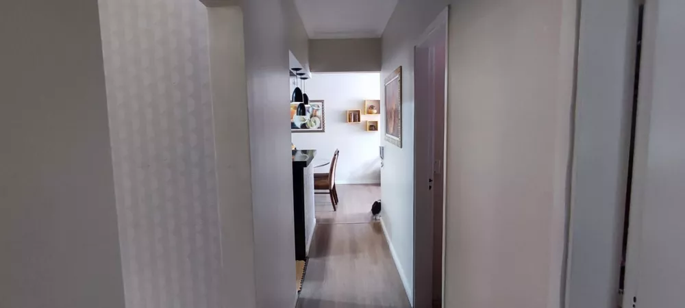 Apartamento à venda com 2 quartos, 70m² - Foto 4