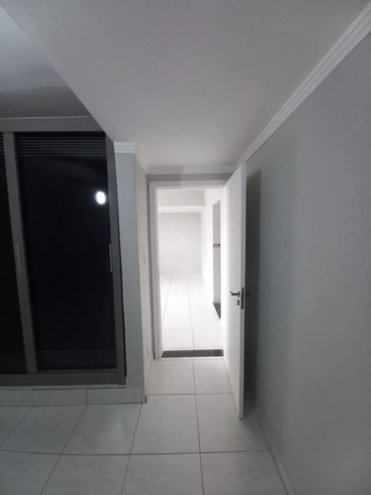 Apartamento à venda com 1 quarto, 53m² - Foto 4