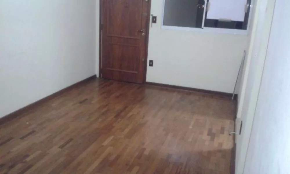 Apartamento à venda com 2 quartos, 57m² - Foto 1