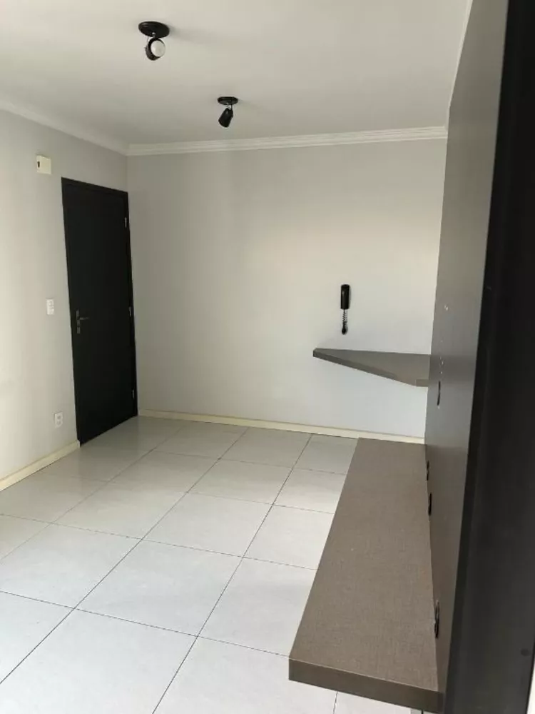 Apartamento à venda com 3 quartos, 54m² - Foto 2