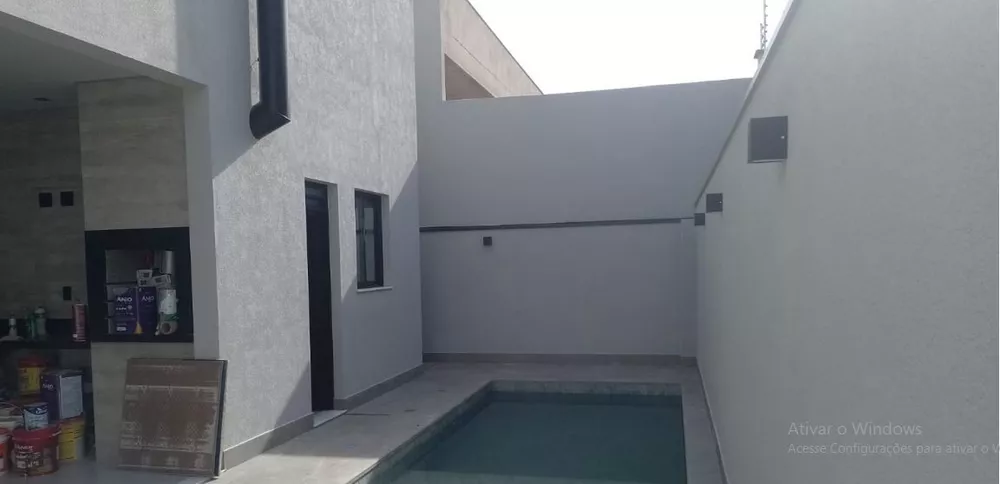 Casa de Condomínio à venda com 3 quartos, 210m² - Foto 2