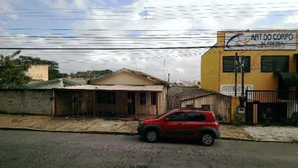 Casa à venda com 2 quartos, 190m² - Foto 2