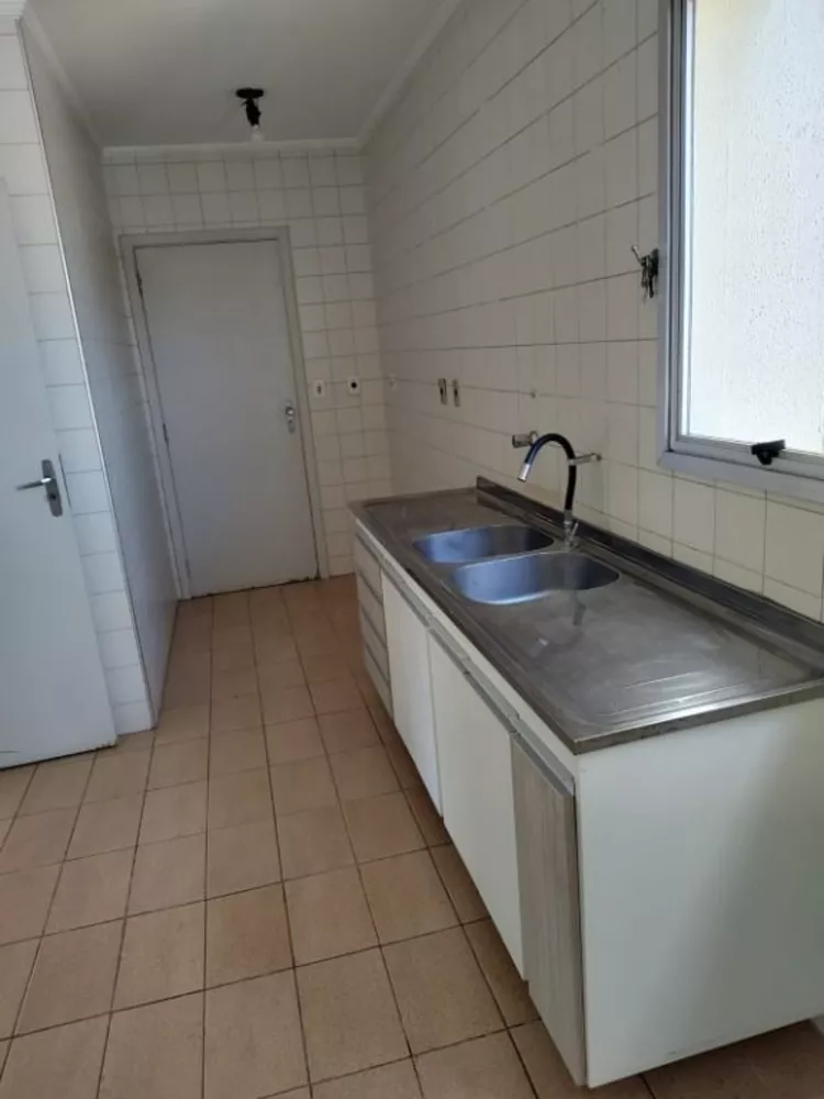 Apartamento para alugar com 2 quartos, 82m² - Foto 4