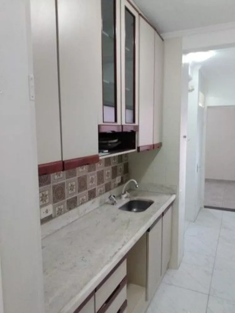 Apartamento à venda com 3 quartos, 76m² - Foto 9