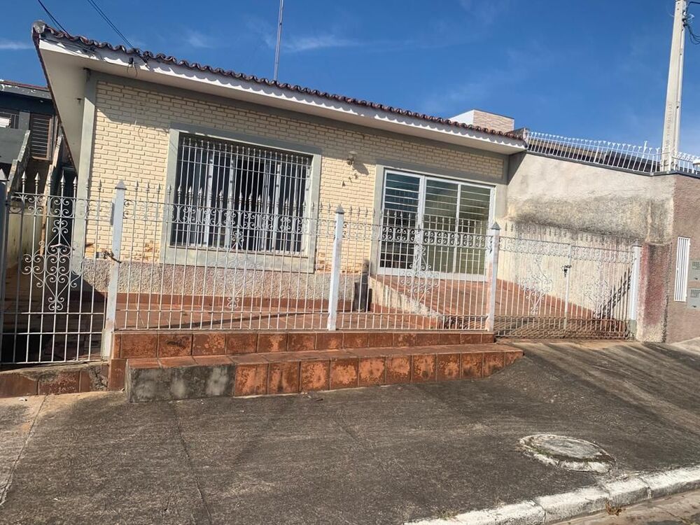 Casa, 4 quartos, 250 m² - Foto 1