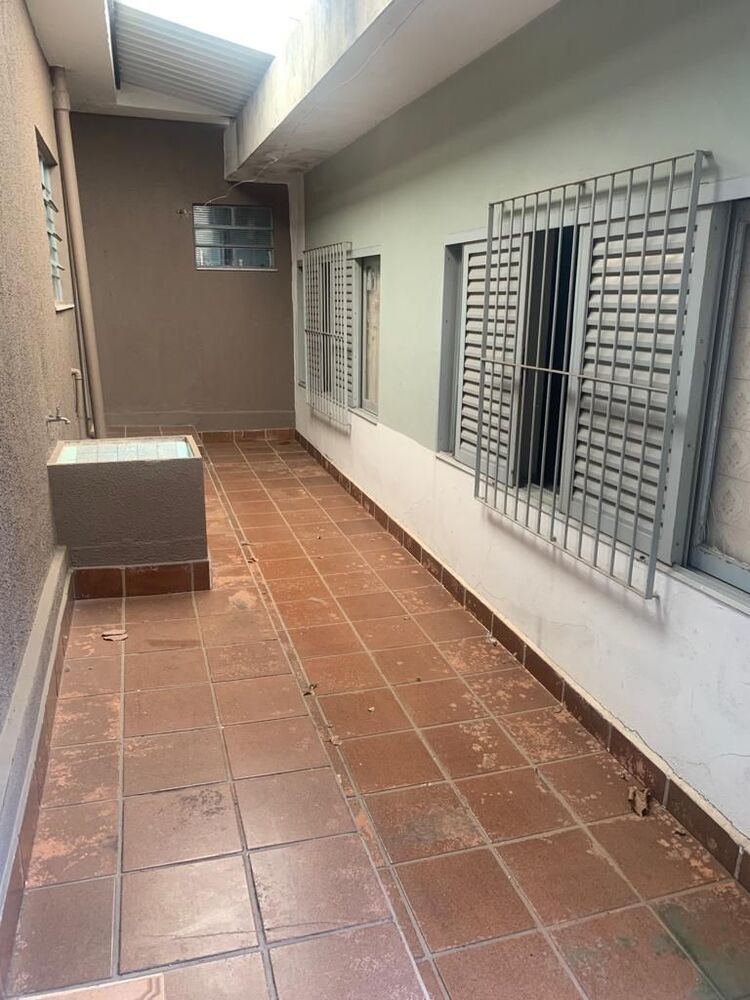 Casa, 4 quartos, 250 m² - Foto 4