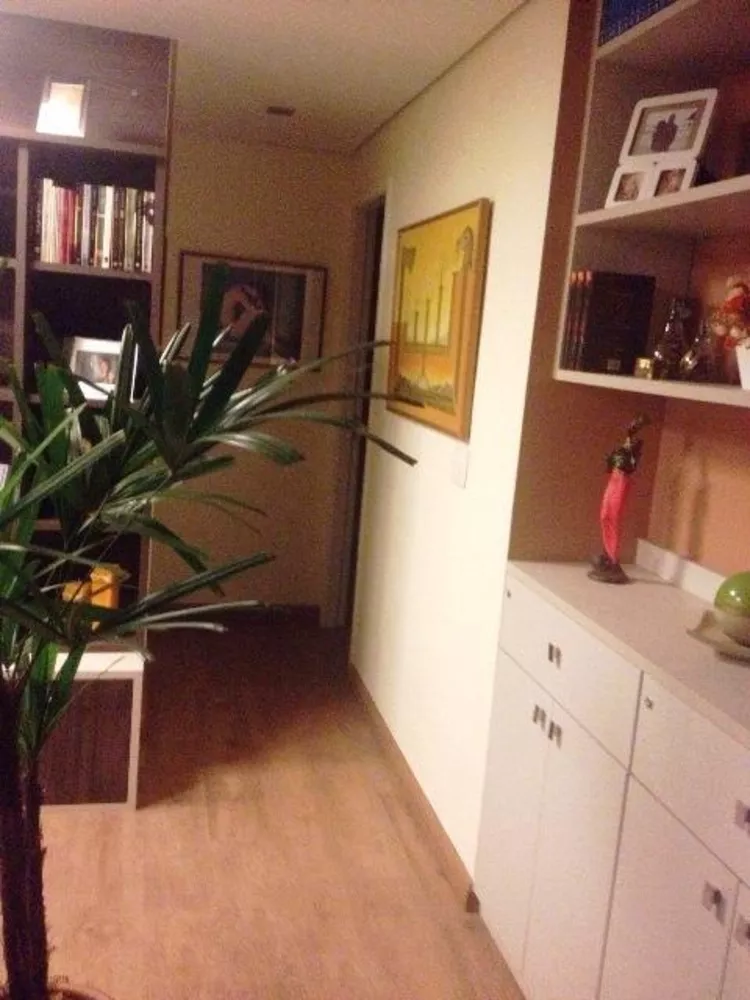 Apartamento à venda com 3 quartos, 90m² - Foto 4