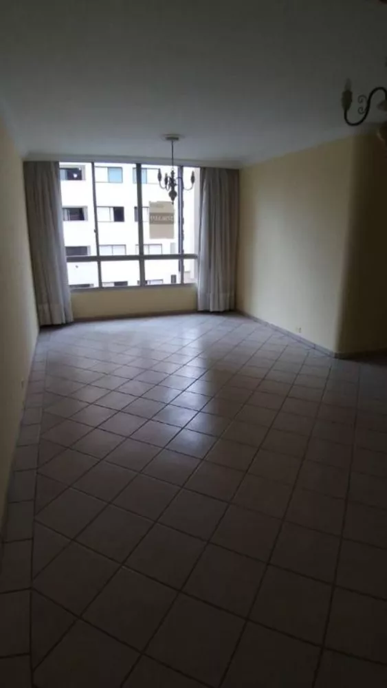 Apartamento à venda com 3 quartos, 142m² - Foto 4