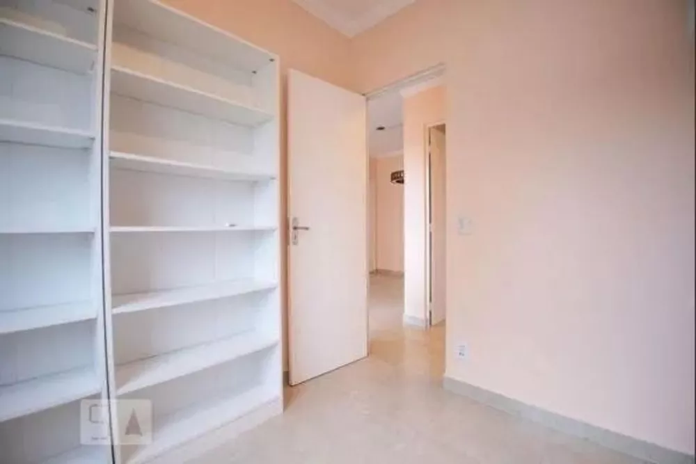 Apartamento à venda com 3 quartos, 57m² - Foto 2