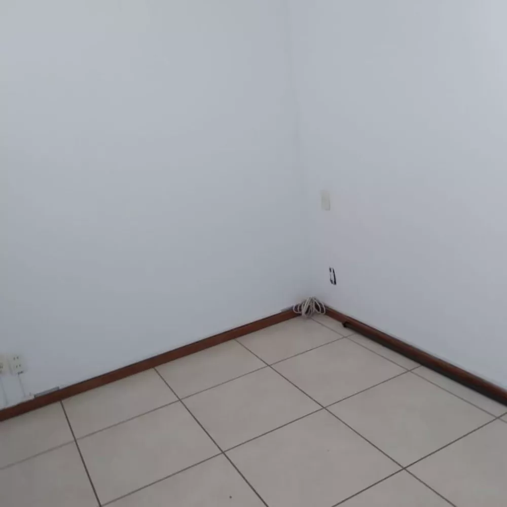 Apartamento à venda com 3 quartos, 90m² - Foto 7