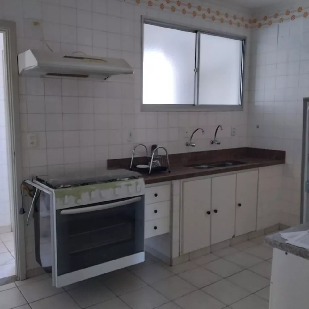 Apartamento à venda com 3 quartos, 90m² - Foto 8