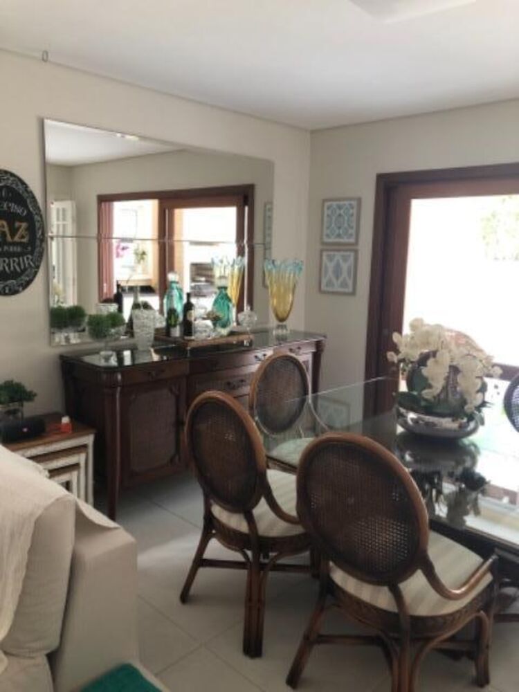 Casa de Condomínio à venda com 3 quartos, 160m² - Foto 2