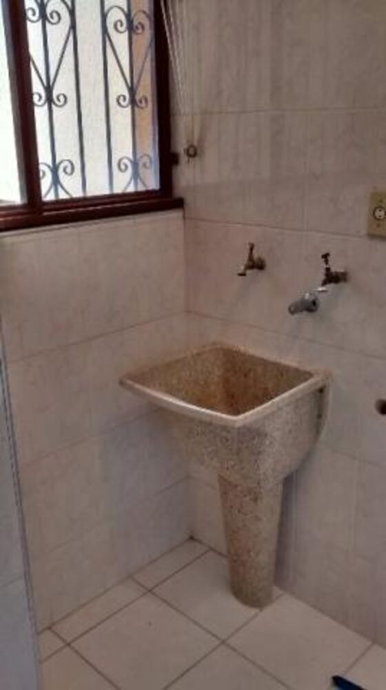 Apartamento à venda com 2 quartos, 62m² - Foto 1