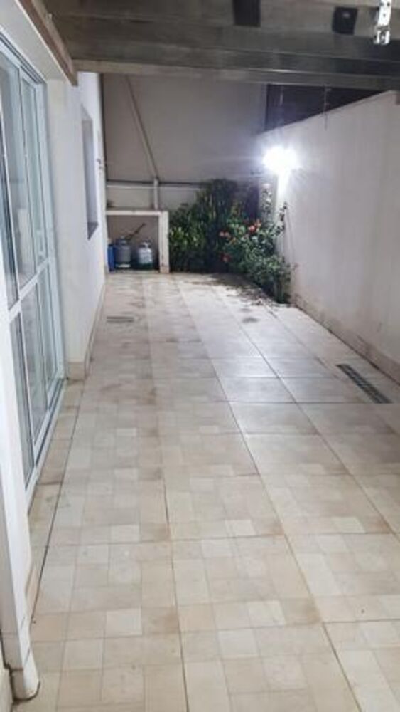 Casa, 3 quartos, 200 m² - Foto 1