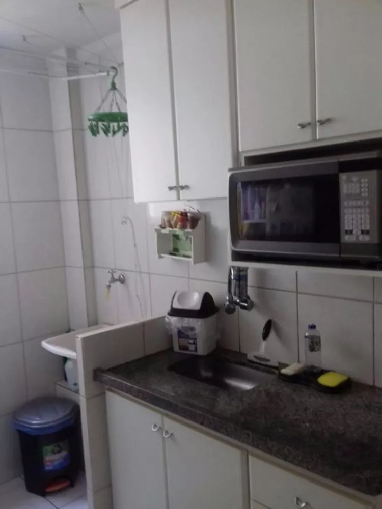 Apartamento à venda com 2 quartos, 50m² - Foto 3