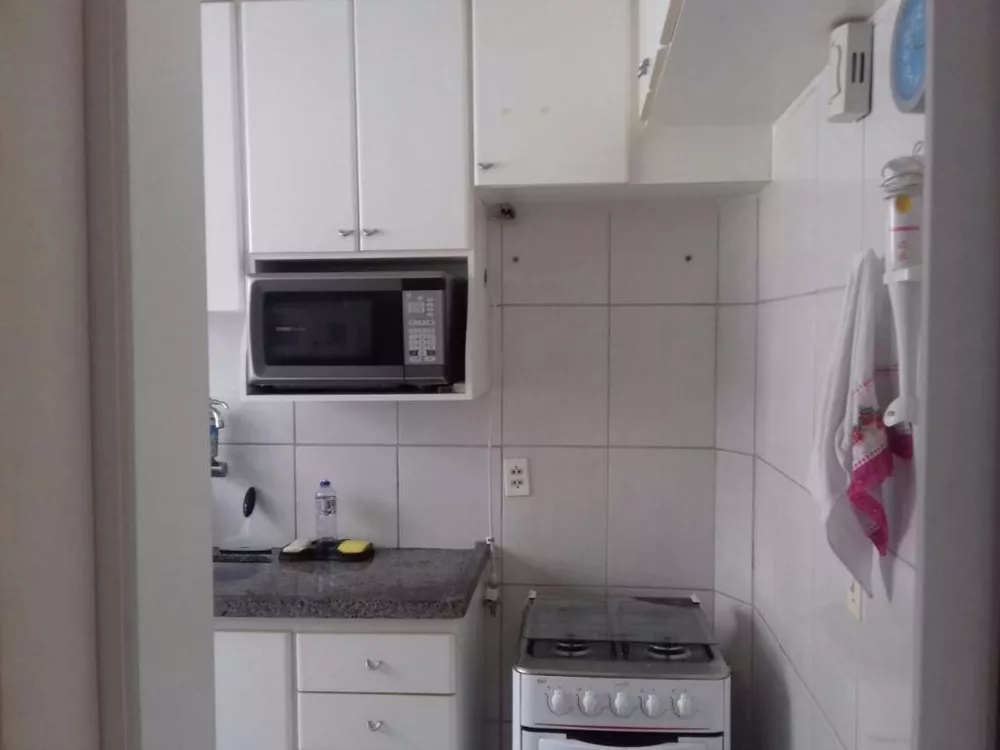 Apartamento à venda com 2 quartos, 50m² - Foto 2