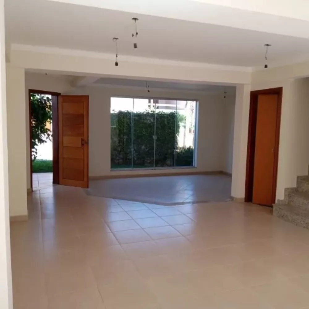 Sobrado à venda e aluguel com 4 quartos, 238m² - Foto 3