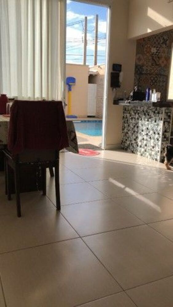 Casa, 3 quartos, 240 m² - Foto 1