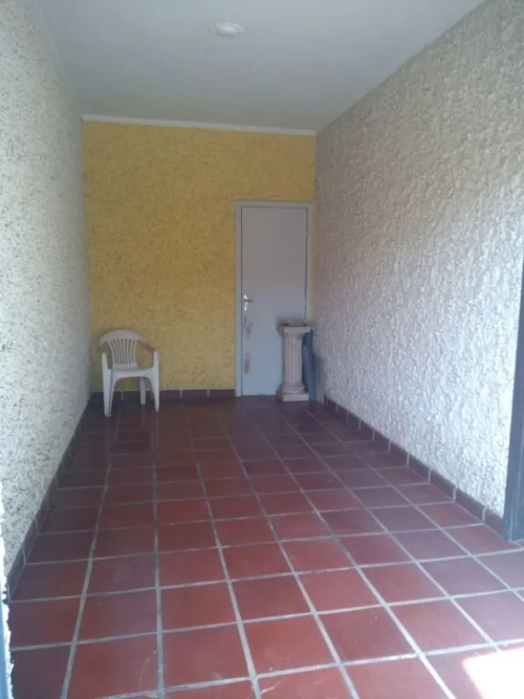 Casa, 3 quartos, 240 m² - Foto 2