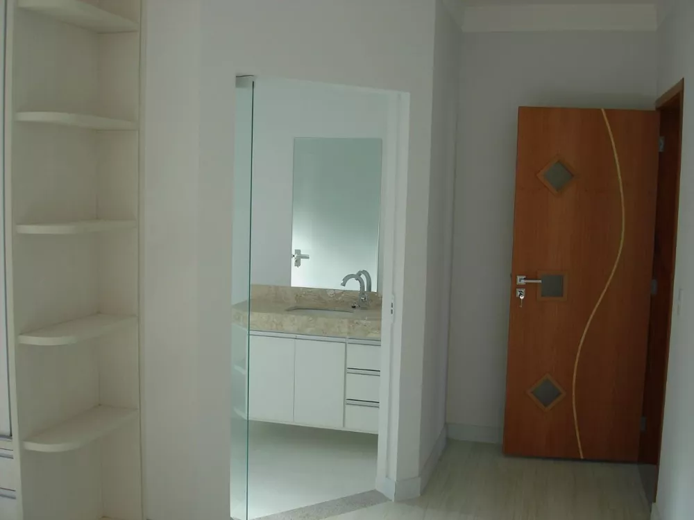 Casa de Condomínio à venda com 3 quartos, 360m² - Foto 40