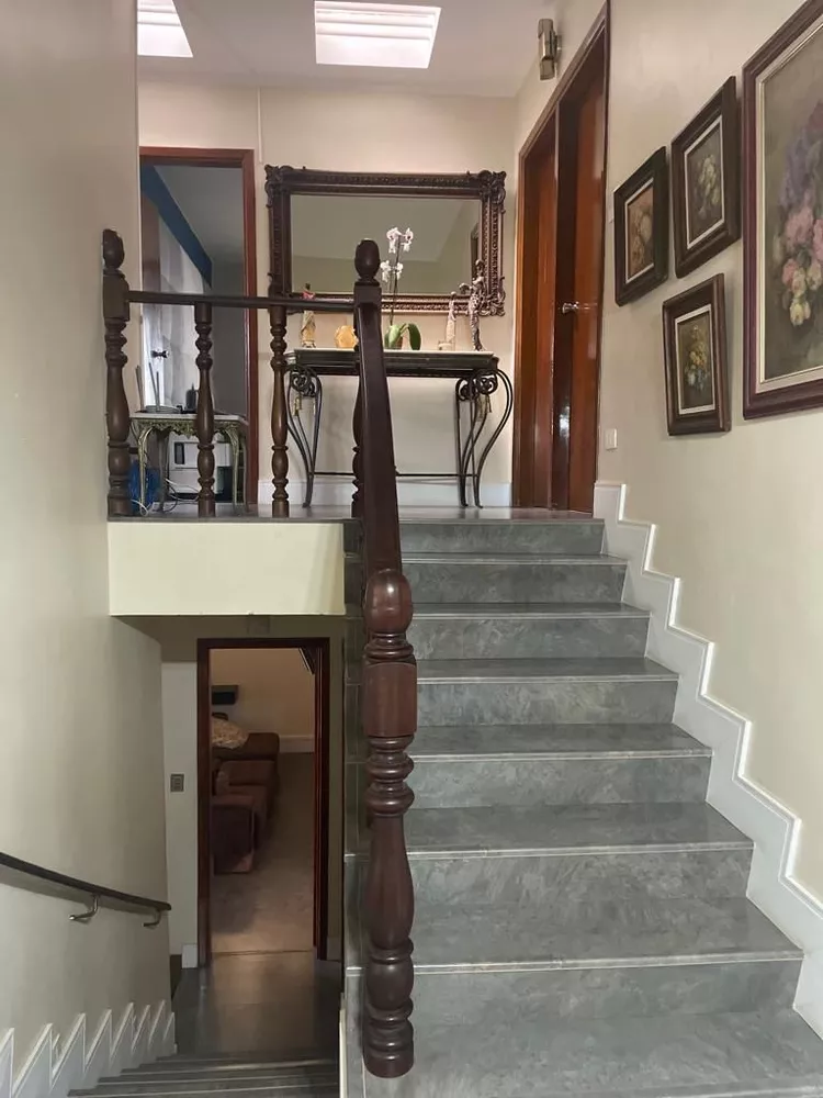 Casa à venda com 5 quartos, 621m² - Foto 4