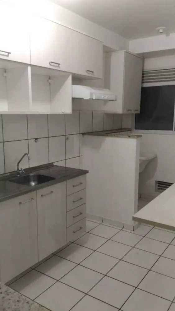 Apartamento à venda com 2 quartos, 47m² - Foto 3