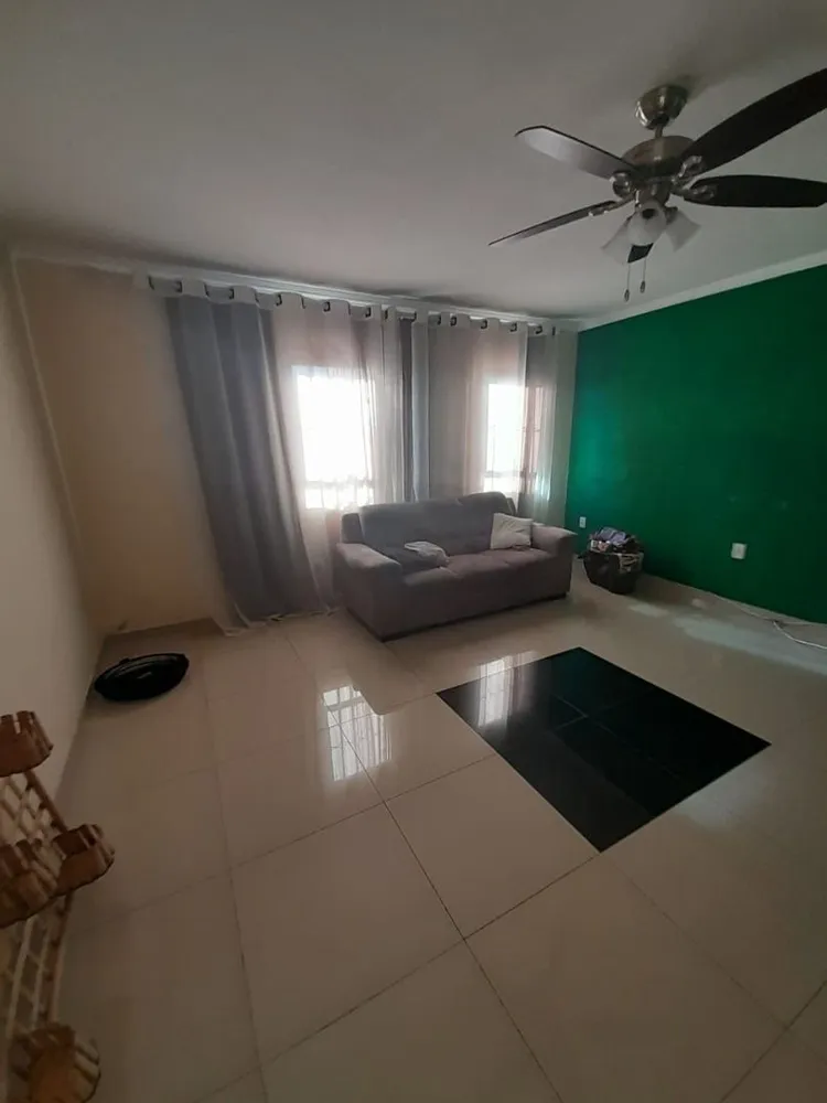 Casa, 4 quartos, 234 m² - Foto 3