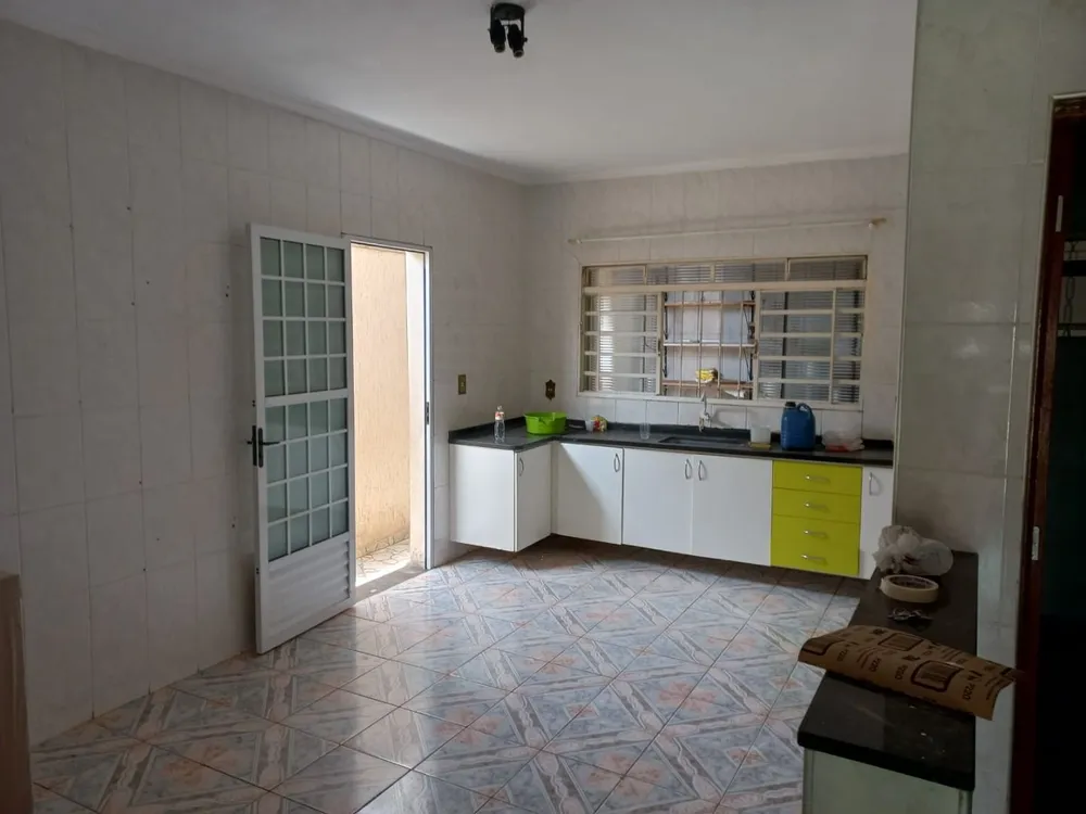 Casa, 2 quartos, 250 m² - Foto 9