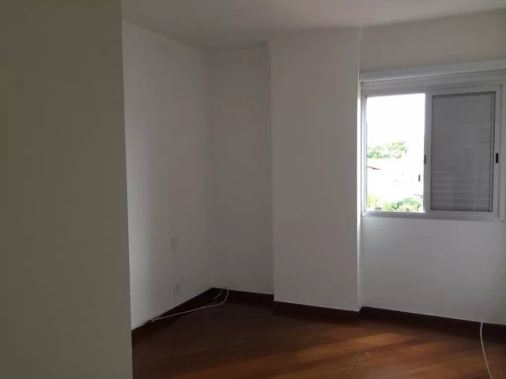 Apartamento à venda com 1 quarto, 50m² - Foto 3