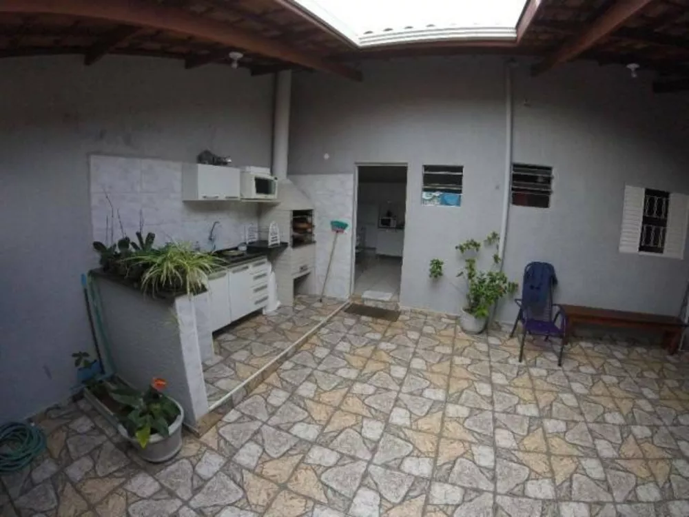 Casa à venda com 2 quartos, 250m² - Foto 3