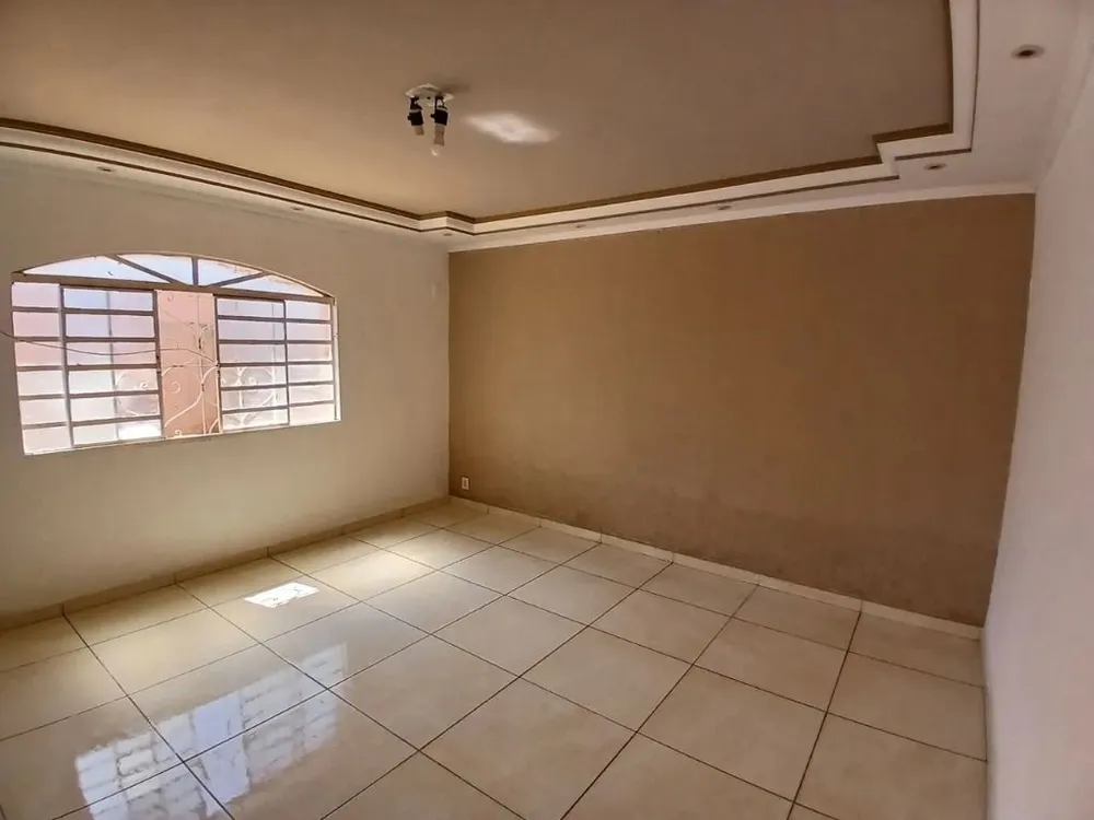 Casa, 3 quartos, 250 m² - Foto 10