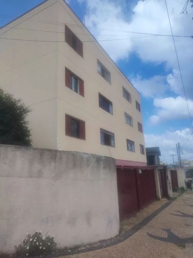 Apartamento à venda com 2 quartos, 75m² - Foto 1