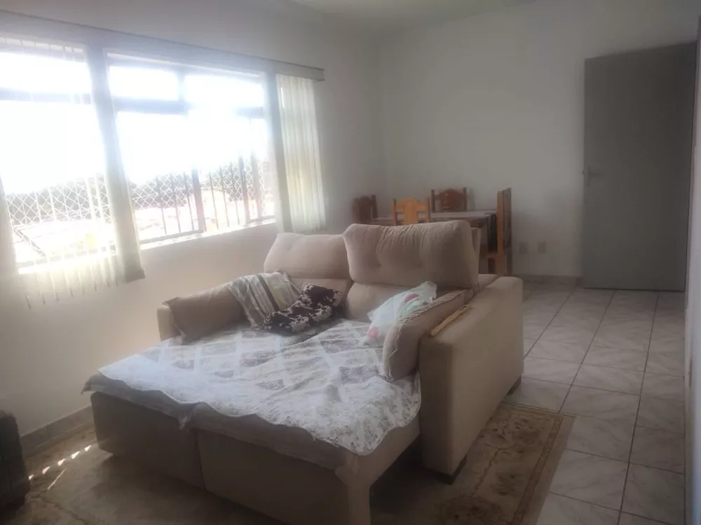 Apartamento à venda com 2 quartos, 75m² - Foto 3