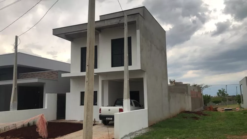 Casa de Condomínio à venda com 3 quartos, 140m² - Foto 2