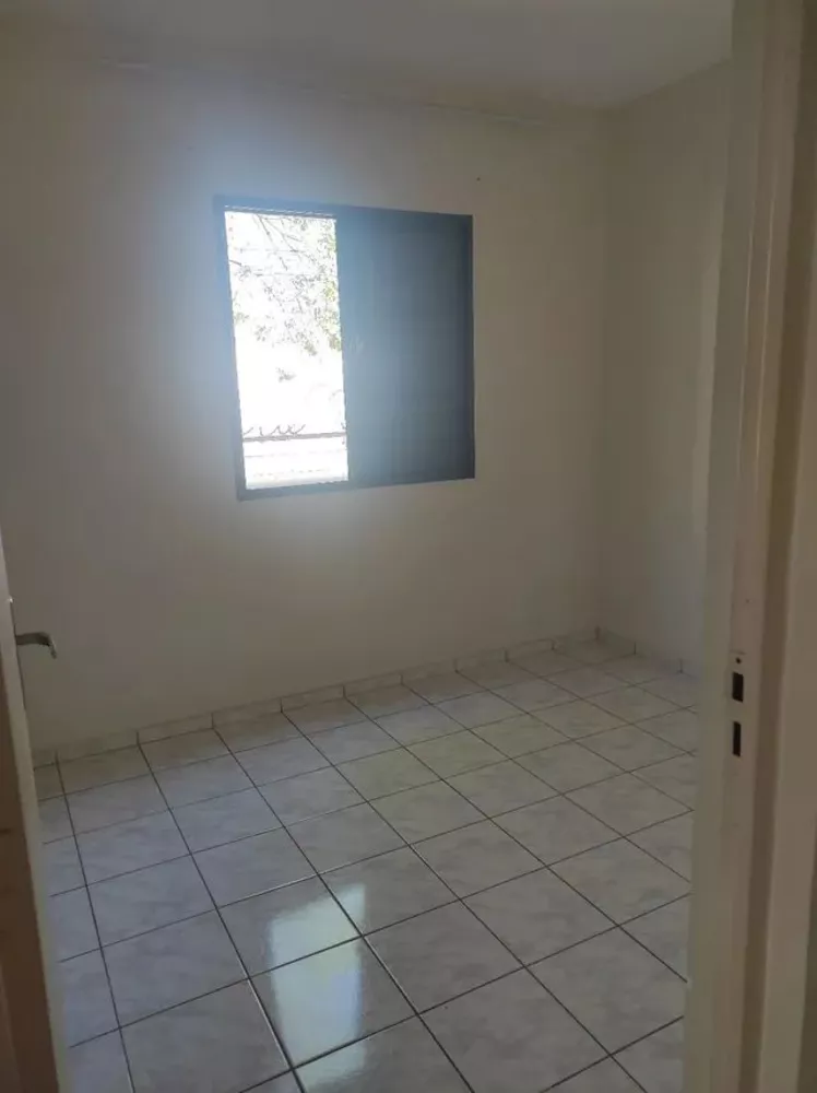 Apartamento à venda com 2 quartos, 45m² - Foto 3