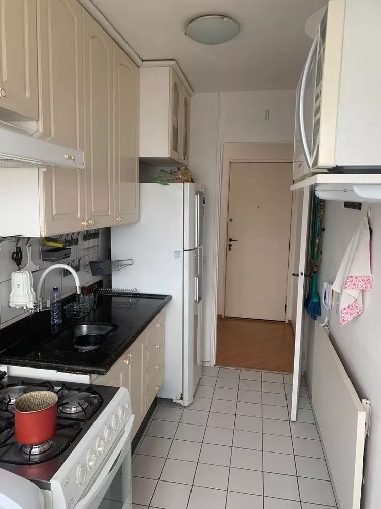 Apartamento à venda com 2 quartos, 50m² - Foto 2