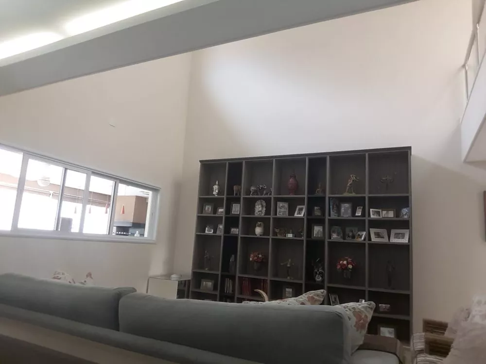 Casa à venda com 4 quartos, 450m² - Foto 10