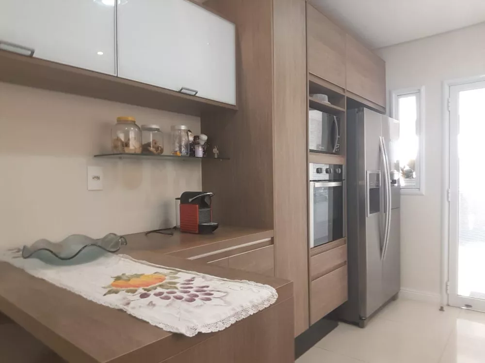 Casa à venda com 4 quartos, 450m² - Foto 14