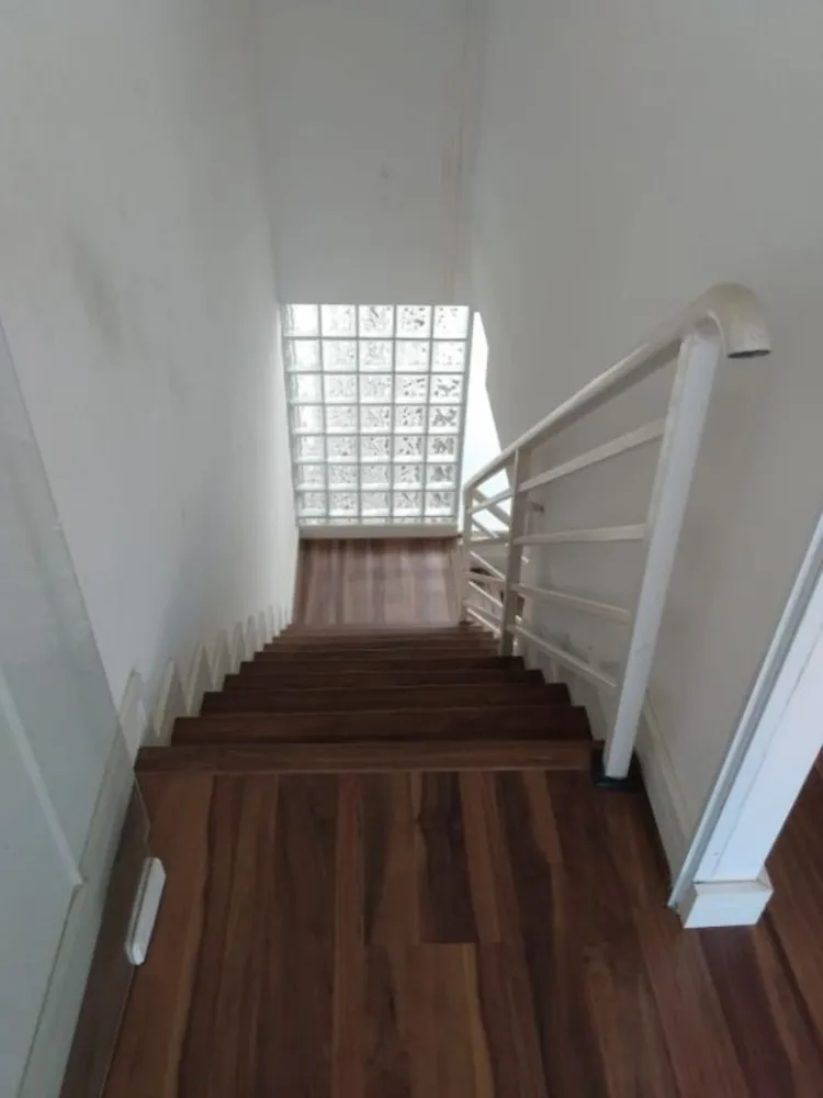 Sobrado, 3 quartos, 218 m² - Foto 1