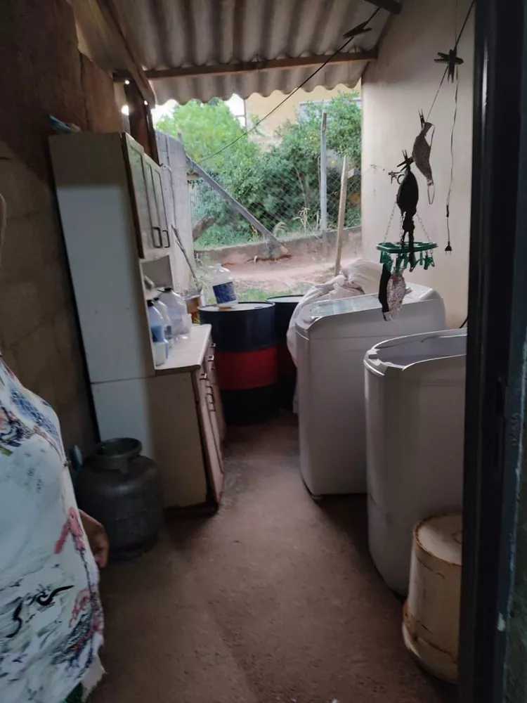 Chácara à venda com 2 quartos, 300m² - Foto 10