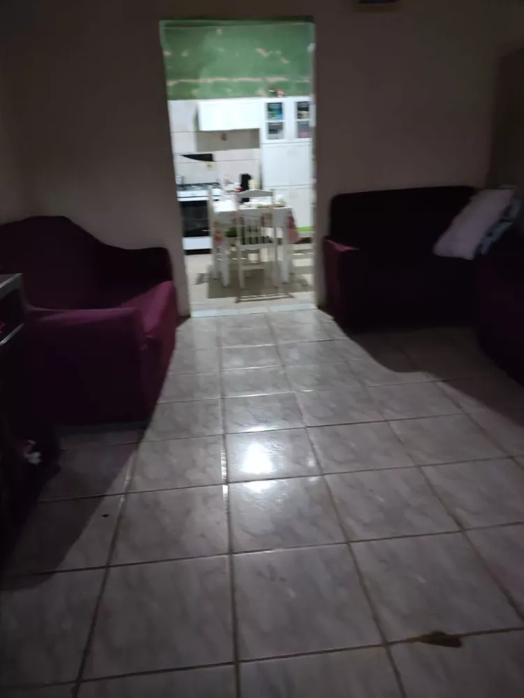 Chácara à venda com 2 quartos, 300m² - Foto 8