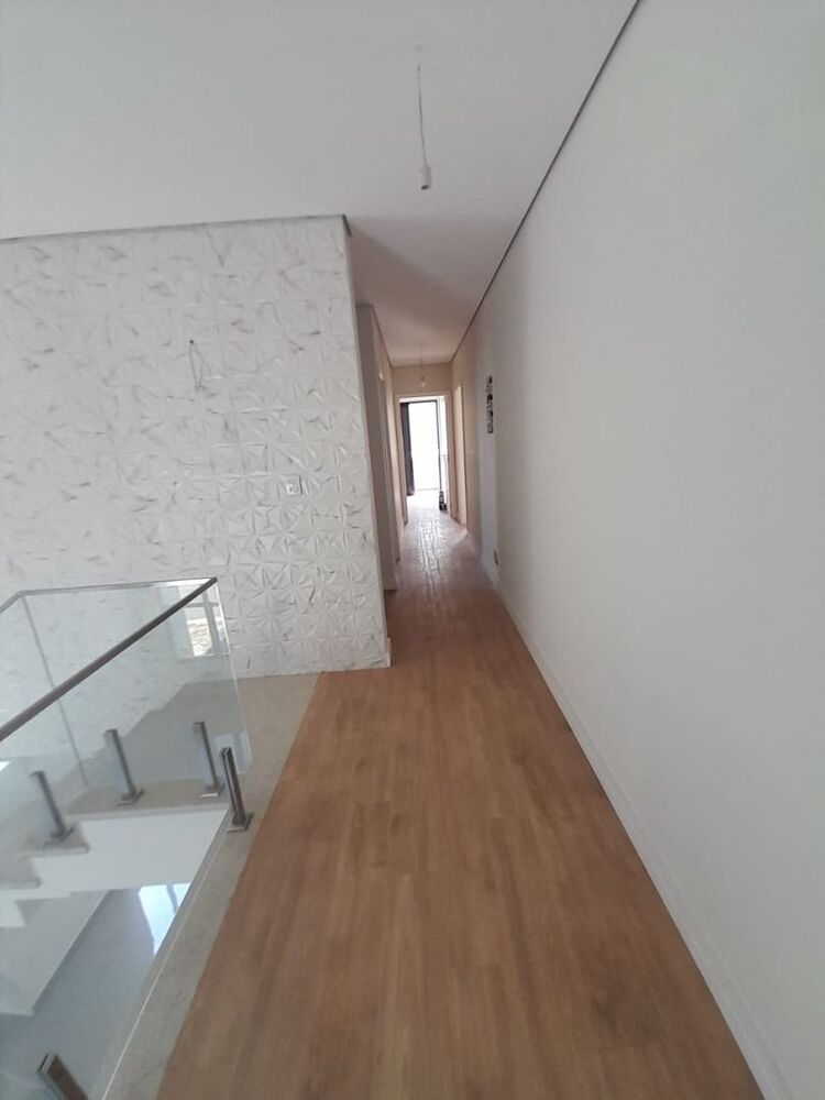 Casa de Condomínio à venda com 4 quartos, 296m² - Foto 4