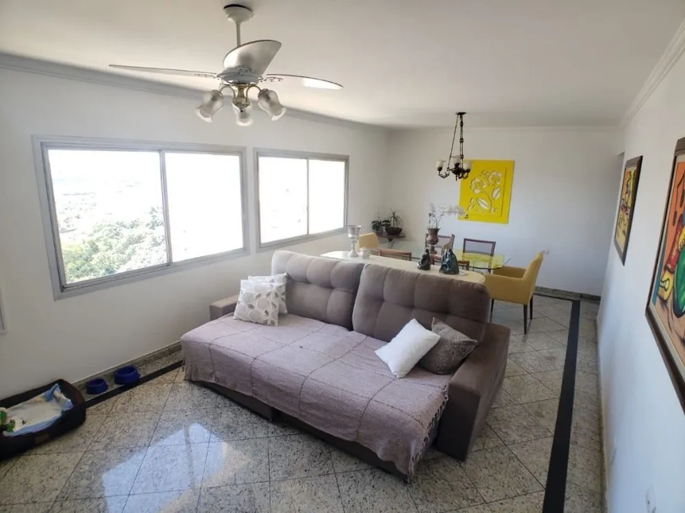 Apartamento, 3 quartos, 131 m² - Foto 2